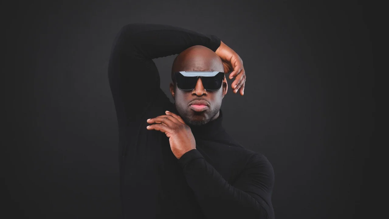 Emmanuel Sonubi (#111634608)