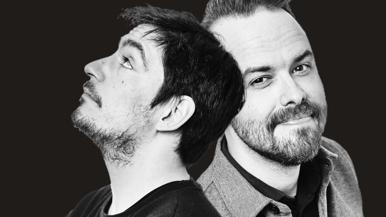 Tim Hartog & Victor Luis van Es (#111653508)