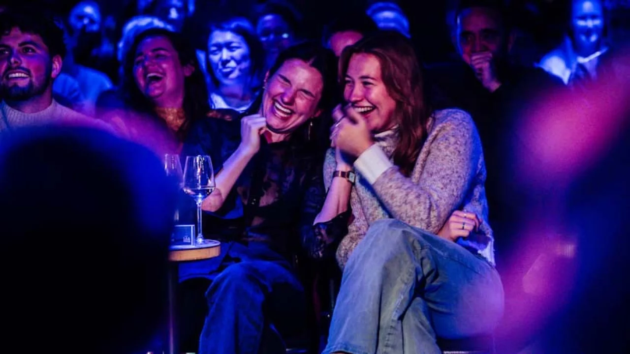 Best of Stand-Up Early Show (#111657417)